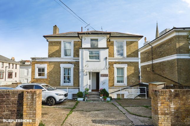 Flat 2/Gordon Lodge, 8 Belvedere Street, Ryde photo 2