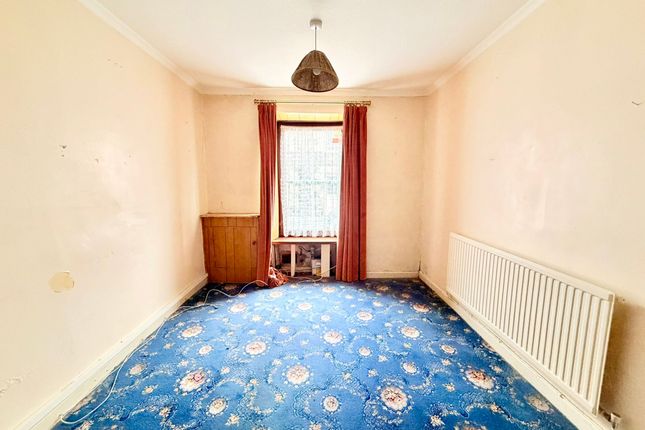 42 Bellevue, Redruth photo 2