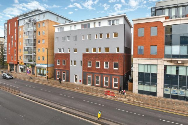 Thumbnail Property for sale in High Street, Slough