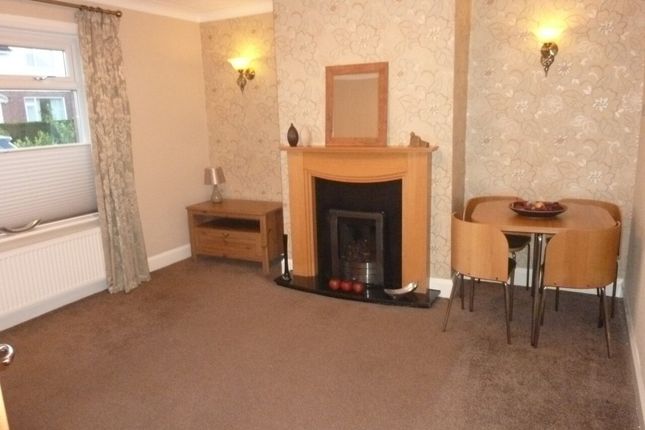 25, The Grove, Shipley photo 5