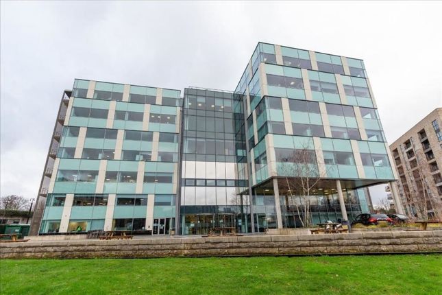 Office to let in Lakeside Drive, London