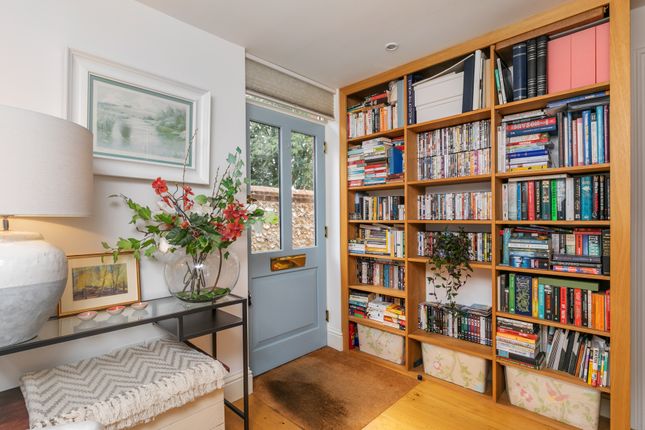 Flat for sale in Northbrook Avenue, Winchester