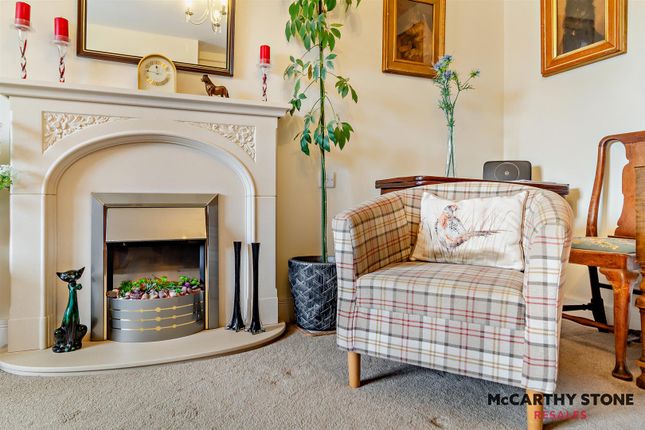 35 Edwards Court, Queens Road, Attleborough photo 4