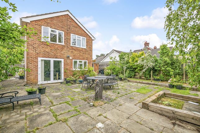 77, Lake Road, Verwood photo 4