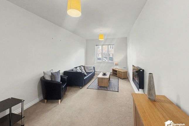 13, Thompson Road, Grimsby photo 3
