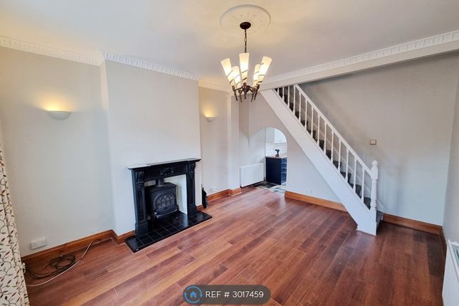 Warwick Street, Swinton, Manchester photo 5
