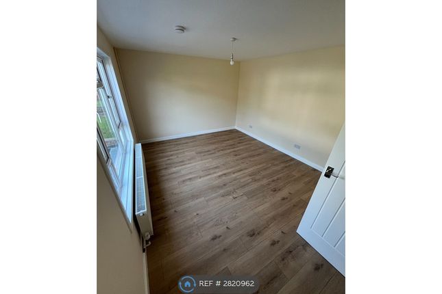 Dukes Road, Eaton Socon, St Neots photo 4