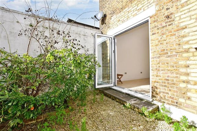 End terrace house for sale in Cleveland Park Crescent, London