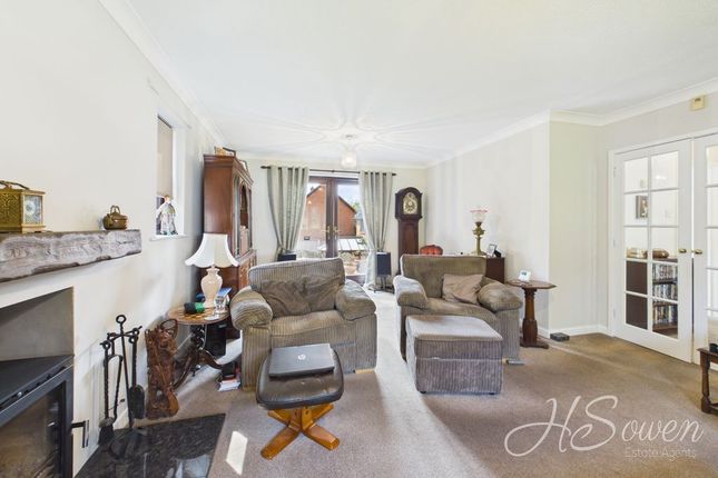 12, Hawthorn Close, Newton Abbot photo 4