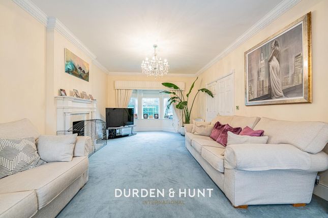 31, Regents Drive, Woodford Green photo 4