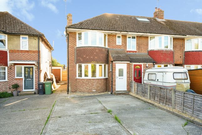 3-bed terraced on 24, Drake Avenue, Didcot, £350,000