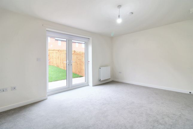 9, Cutler Avenue, Gedling, Nottingham photo 4