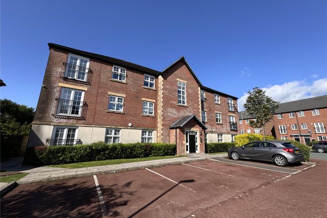 Thumbnail Flat to rent in Newlands, Newbold Hall Drive, Firgrove, Rochdale