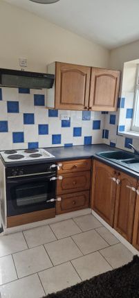 Studio to rent in Lincoln Road, Luton