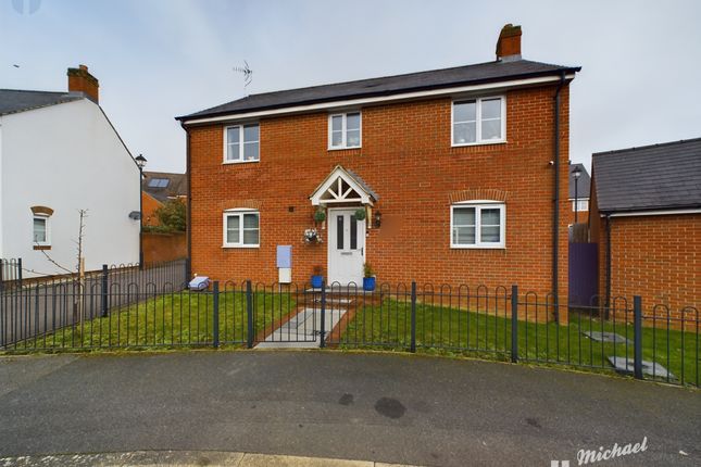 Thumbnail Detached house for sale in Ossulbury Lane, Aylesbury