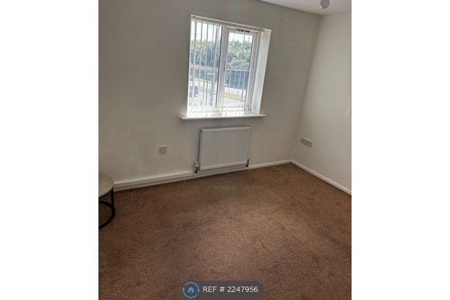 Flat, Queens Court Warren Road, Hartlepool photo 3