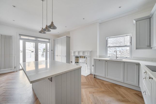 12, Lushington Road, London photo 2