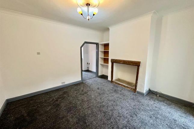 Whatsapp Image 2025-10-16 At 12.16.12_70Cb14F0.Jpg