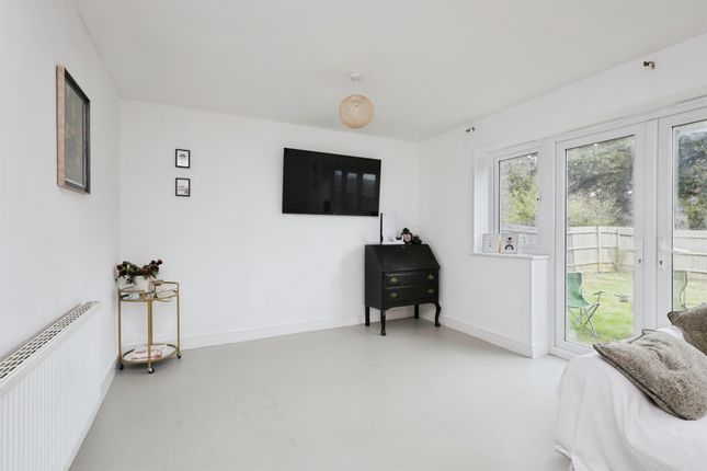9, Millstone Drive, Hailsham photo 3