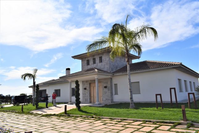 Villa for sale in El Esparragal, Puerto Lumbreras, Murcia, Spain