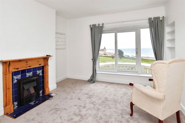 Flat 5, 18, Alexandra Terrace, Devon photo 2