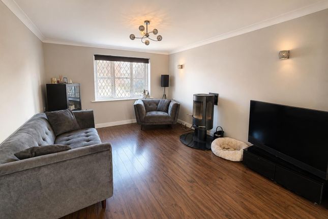 20,, Parkside Close, Manchester photo 2