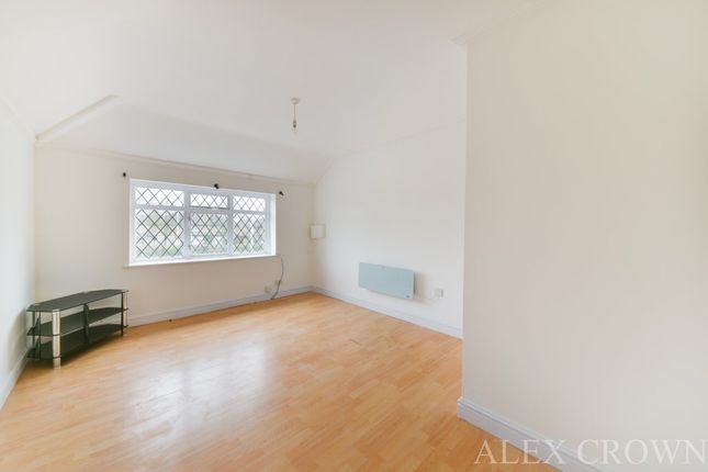 0R, Kipling Terrace, Great Cambridge Road, London photo 5