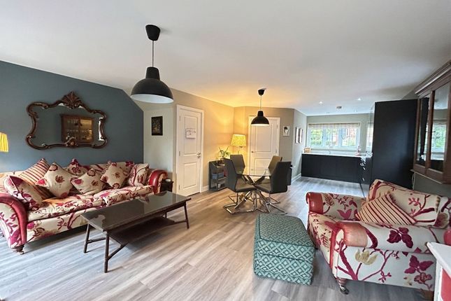 15 Alder Way, Crewe photo 2