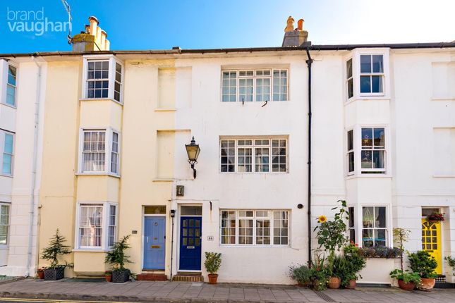 Terraced house to rent in Over Street, Brighton BN1