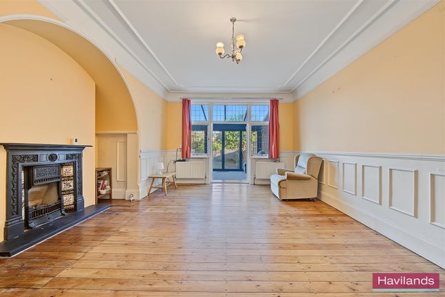 Grovelands Road, N13 photo 4