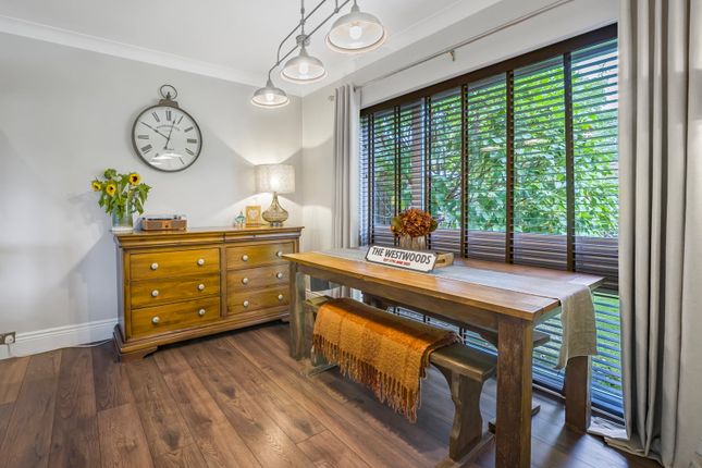 35, Branksome Grove, Stockton-on-tees photo 4