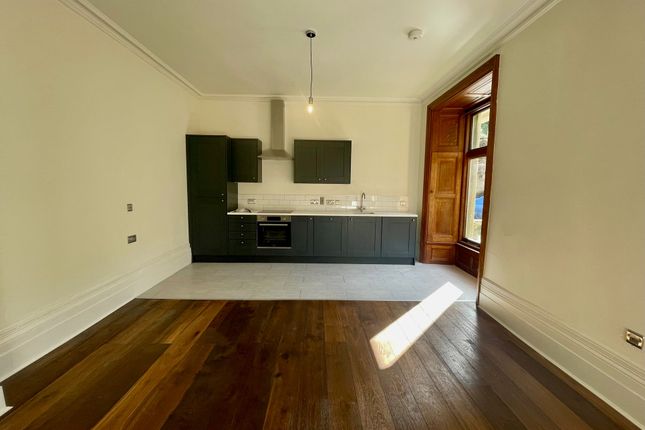 Flat B, Peterborough photo 3