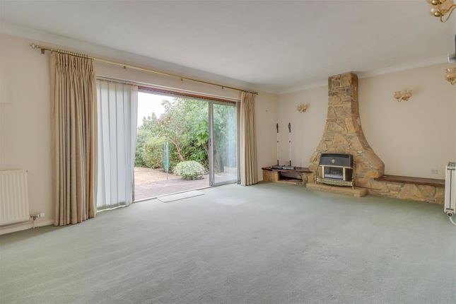 25, Guernsey Gardens, Wickford photo 4