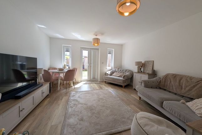 148 Carr Avenue, Leiston photo 2