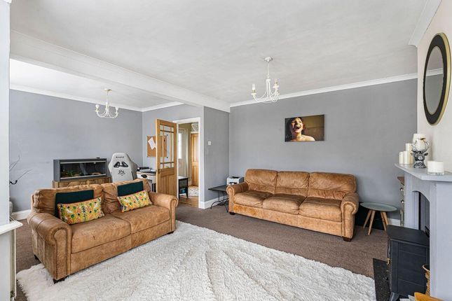 14, Crest View Drive, Orpington photo 4
