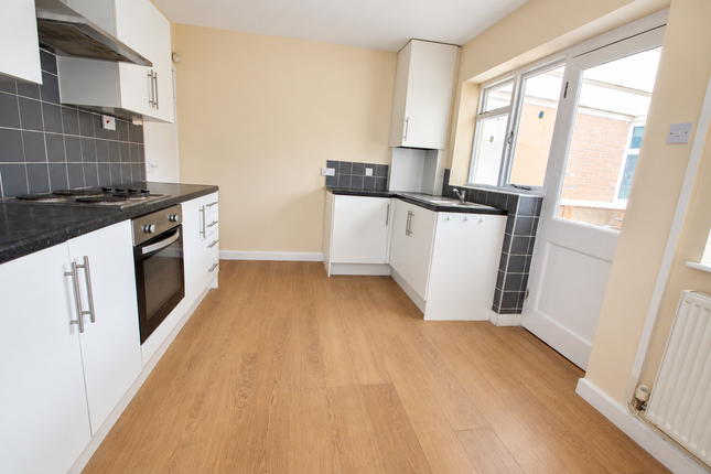 Grosvenor Road, Warwickshire photo 5