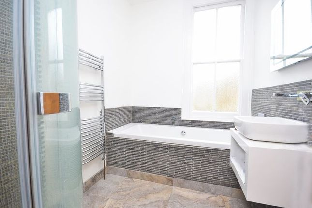 TFF 51, Hazelbourne Road, Clapham South photo 4