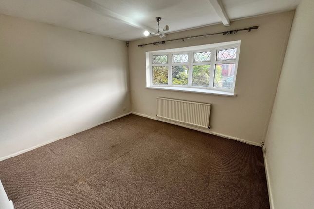 Bungalow to rent in Millbeck Close, Weston, Crewe, Cheshire