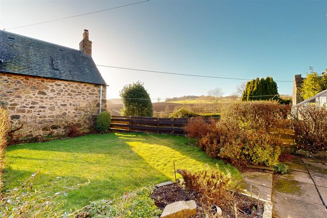 Cottage for sale in Abernyte, Perth