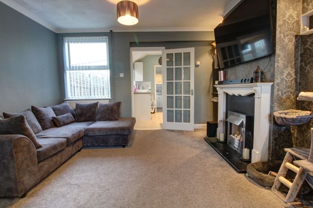 86, Sproughton Road, Ipswich photo 4