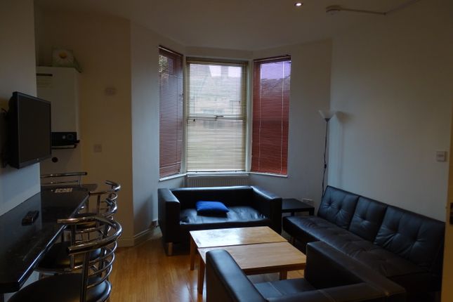 Terraced house to rent in Simonside Terrace, Heaton, Newcastle Upon Tyne