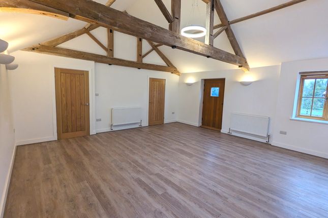 Barn conversion to rent in Thompsons Lane, Hough-On-The-Hill