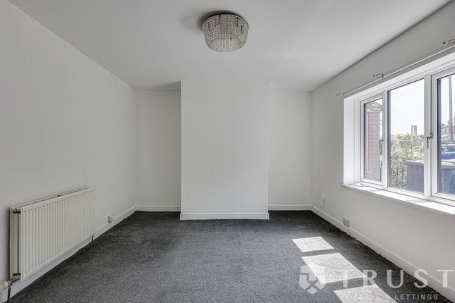 43 Mortimer Street, Batley photo 4