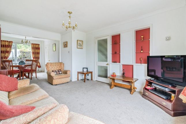 25, Deep Dene Close, Brixham photo 3