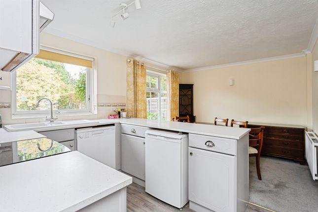 2, Langridge Way, Burgess Hill photo 4
