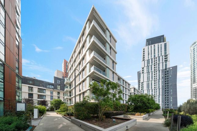2-bed flat on Flat 16, Bach House, London, £755,000