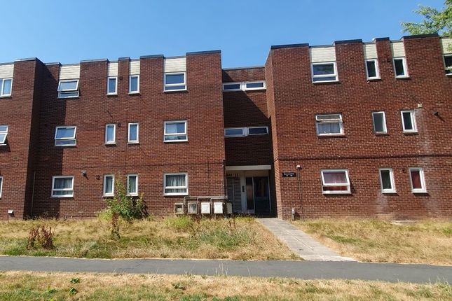 2-bed flat on 81, Beaconsfield, Telford, £55,000