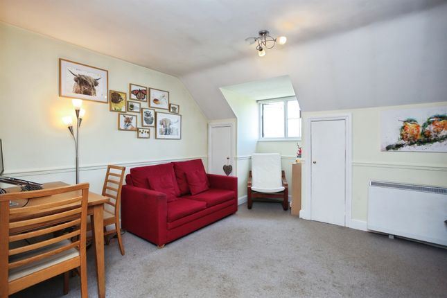 23, Little Park, WADHURST photo 3