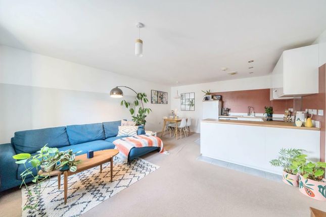 Flat for sale in Blackbird Road, Leicester