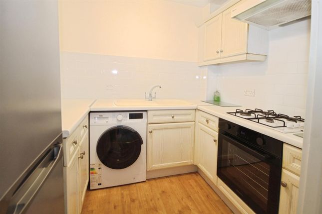 17, Thornbury Green, Twyford photo 4